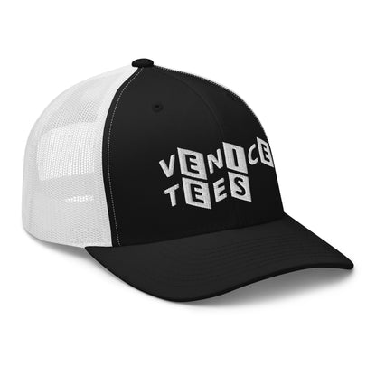 VENICE TEES LOGO BLACK/WHITE TRUCKER CAP