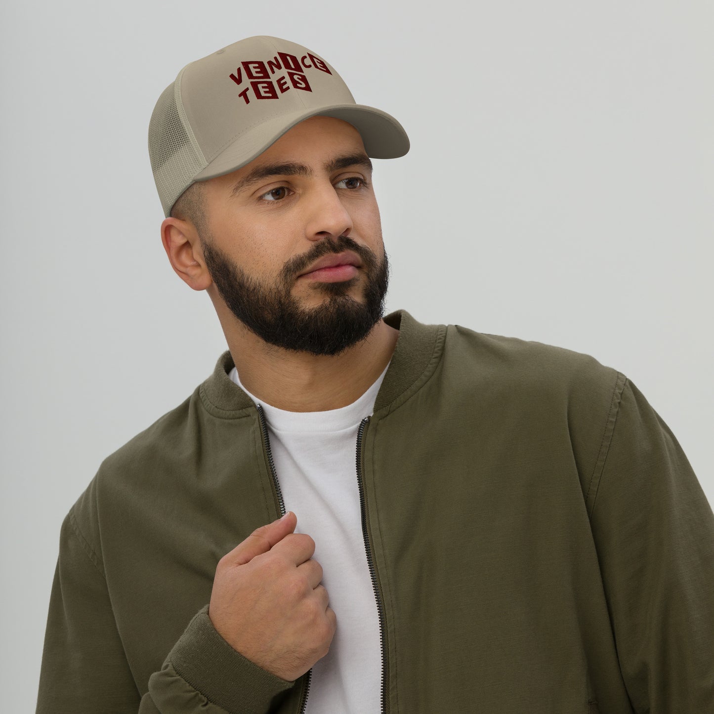 VENICE TEES LOGO KHAKI TRUCKER CAP